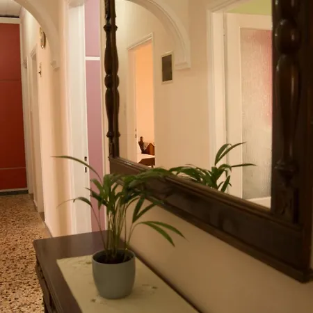 Mponanos' Family House *