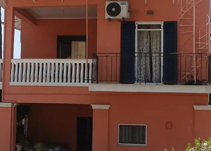 Mponanos' Family House Prázdninový dům Ágios Matthaíos